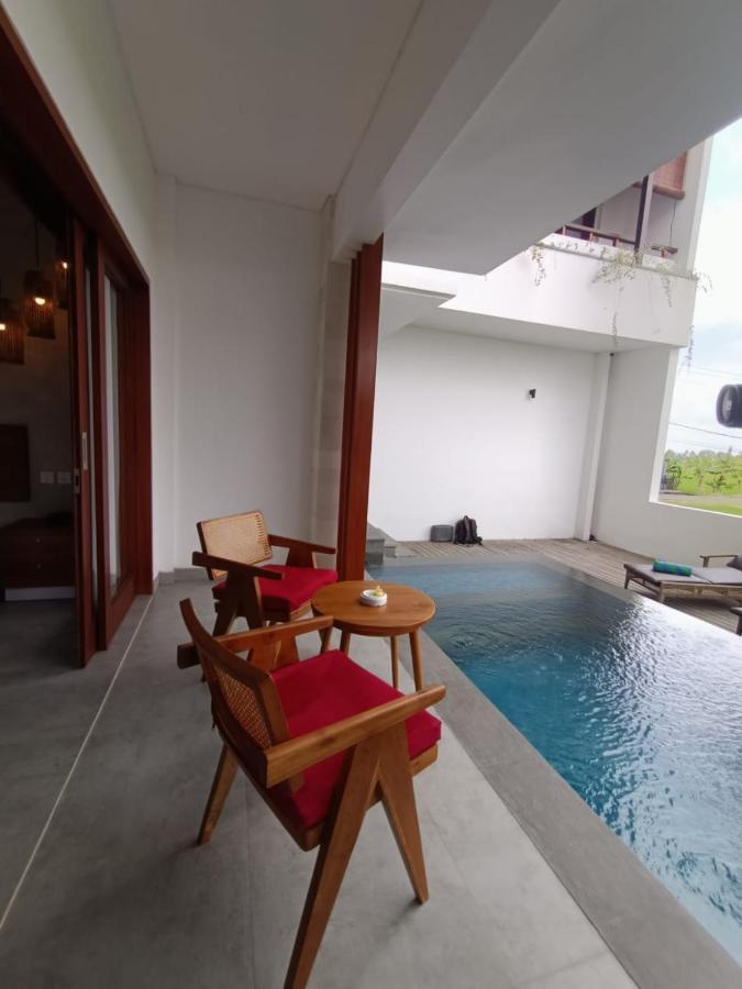The Kd Suites & Coffee Shop Munggu ภายนอก รูปภาพ