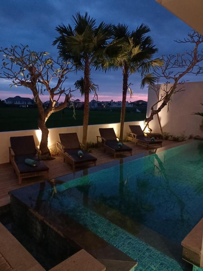 The Kd Suites & Coffee Shop Munggu ภายนอก รูปภาพ